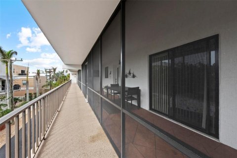Condominio en alquiler en Sarasota, Florida, 2 dormitorios, 96.25 m2 № 1540204 - foto 7