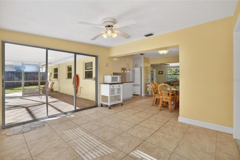 Casa en venta en Largo, Florida, 2 dormitorios, 123.28 m2 № 2143037 - foto 14