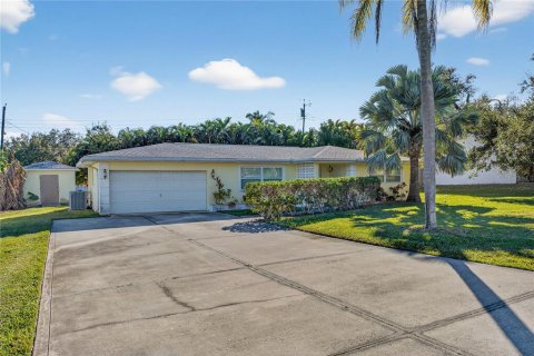 Casa en venta en Largo, Florida, 2 dormitorios, 123.28 m2 № 2143037 - foto 2