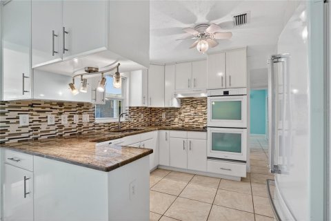 Casa en venta en Largo, Florida, 2 dormitorios, 123.28 m2 № 2143037 - foto 10