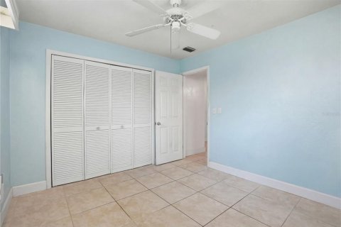 Casa en venta en Largo, Florida, 2 dormitorios, 123.28 m2 № 2143037 - foto 18