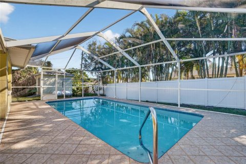 Casa en venta en Largo, Florida, 2 dormitorios, 123.28 m2 № 2143037 - foto 26