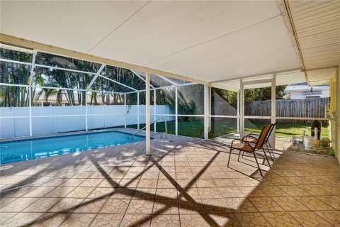Casa en venta en Largo, Florida, 2 dormitorios, 123.28 m2 № 2143037 - foto 24