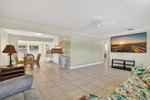 Casa en venta en Largo, Florida, 2 dormitorios, 123.28 m2 № 2143037 - foto 6