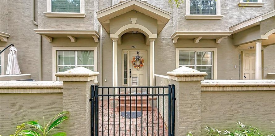 Touwnhouse à Seminole, Floride 3 chambres, 175.12 m2 № 2413534