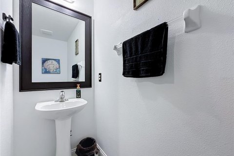Touwnhouse à vendre à Seminole, Floride: 3 chambres, 175.12 m2 № 2413534 - photo 6