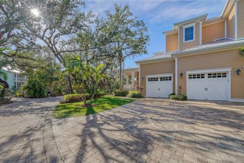 Casa en venta en Sarasota, Florida, 6 dormitorios, 618.26 m2 № 2155592 - foto 10