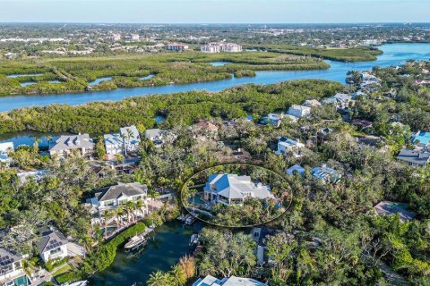 Casa en venta en Sarasota, Florida, 6 dormitorios, 618.26 m2 № 2155592 - foto 3