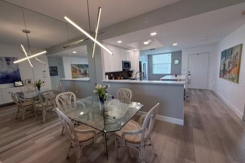 Condominio en alquiler en Sarasota, Florida, 2 dormitorios, 115.01 m2 № 1655656 - foto 8