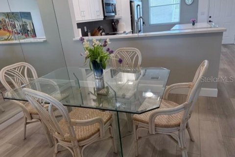 Condominio en alquiler en Sarasota, Florida, 2 dormitorios, 115.01 m2 № 1655656 - foto 7