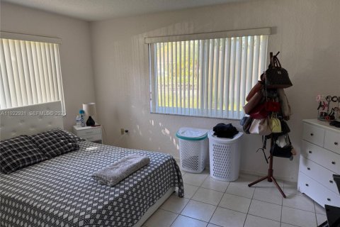 Copropriété à vendre à Miami, Floride: 2 chambres, 74.69 m2 № 1976743 - photo 4