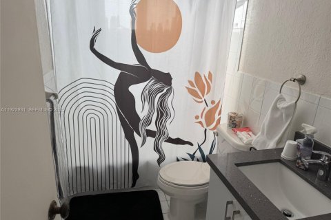 Copropriété à vendre à Miami, Floride: 2 chambres, 74.69 m2 № 1976743 - photo 5