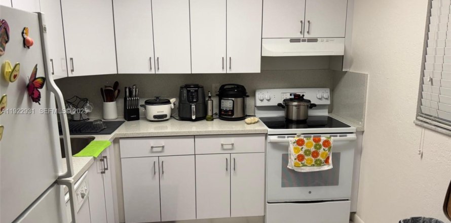 Condo à Miami, Floride, 2 chambres  № 1976743