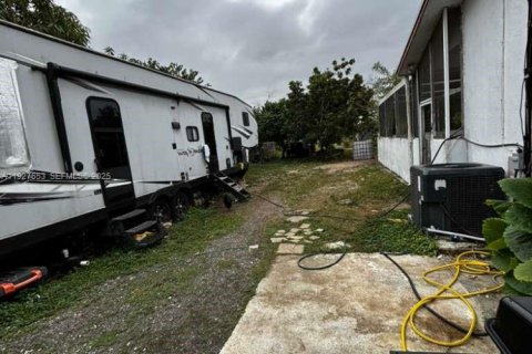 Villa ou maison à vendre à Homestead, Floride: 3 chambres, 159.33 m2 № 1988047 - photo 21