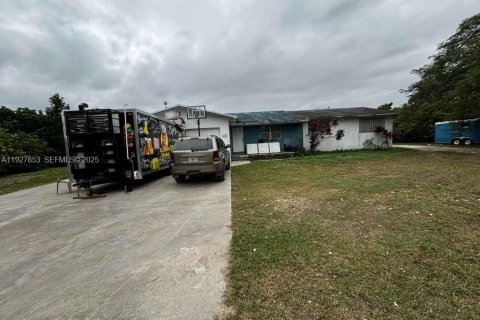 Villa ou maison à vendre à Homestead, Floride: 3 chambres, 159.33 m2 № 1988047 - photo 16