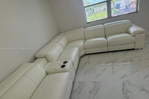 Villa ou maison à vendre à Homestead, Floride: 3 chambres, 159.33 m2 № 1988047 - photo 11