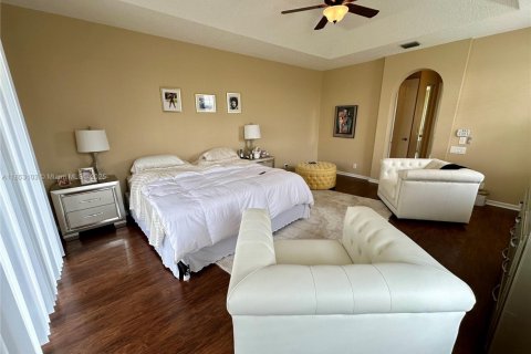 House in Boynton Beach, Florida 3 bedrooms, 219.25 sq.m. № 1871303 - photo 20