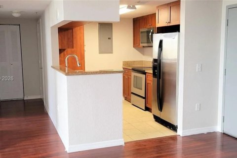 Copropriété à vendre à Miami, Floride: 2 chambres, 91.42 m2 № 2064607 - photo 5
