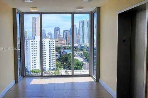 Copropriété à vendre à Miami, Floride: 2 chambres, 91.42 m2 № 2064607 - photo 17