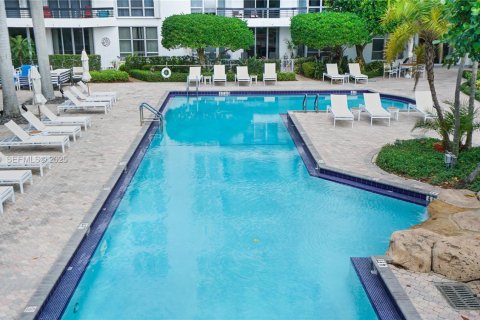 Copropriété à vendre à Aventura, Floride: 1 chambre, 97.55 m2 № 1987839 - photo 19