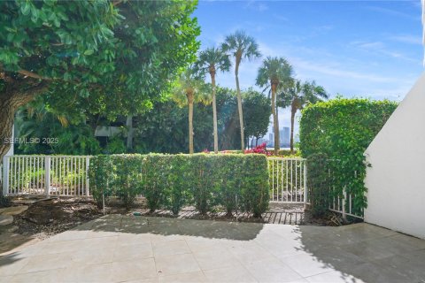 Copropriété à vendre à Aventura, Floride: 1 chambre, 97.55 m2 № 1987839 - photo 8