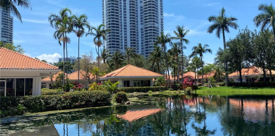 Condominio en Aventura, Florida, 1 dormitorio № 1987839