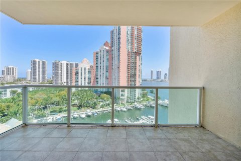 Condo in Aventura, Florida, 3 bedrooms  № 1871598 - photo 11