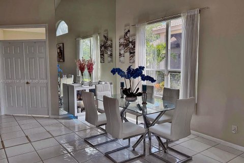 Villa ou maison à louer à Boynton Beach, Floride: 3 chambres, 166.02 m2 № 2340502 - photo 11