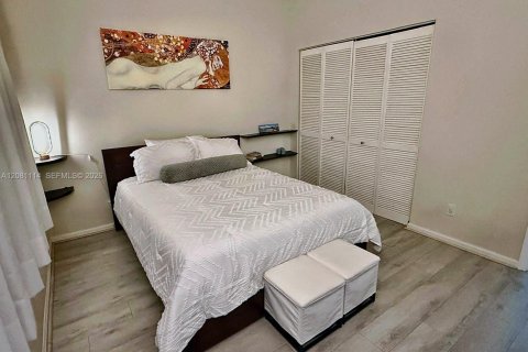 Villa ou maison à louer à Boynton Beach, Floride: 3 chambres, 166.02 m2 № 2340502 - photo 27