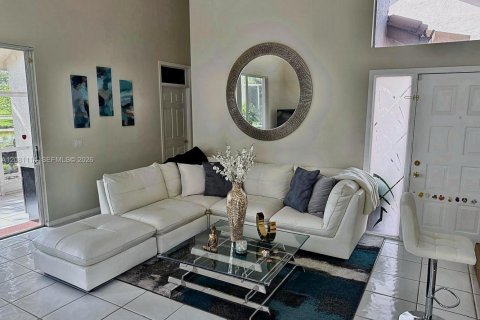 Villa ou maison à louer à Boynton Beach, Floride: 3 chambres, 166.02 m2 № 2340502 - photo 7