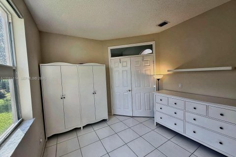 Villa ou maison à louer à Boynton Beach, Floride: 3 chambres, 166.02 m2 № 2340502 - photo 29