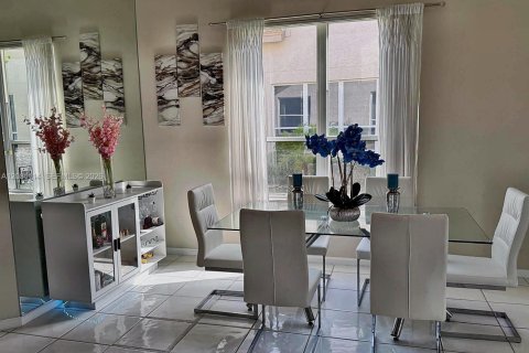 Villa ou maison à louer à Boynton Beach, Floride: 3 chambres, 166.02 m2 № 2340502 - photo 9