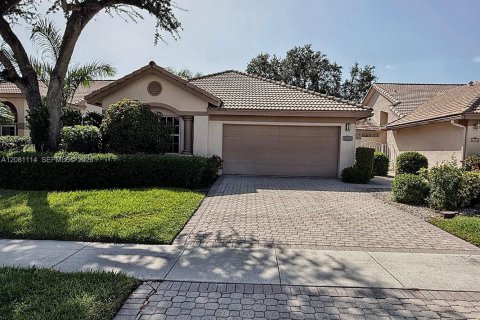 Villa ou maison à louer à Boynton Beach, Floride: 3 chambres, 166.02 m2 № 2340502 - photo 1