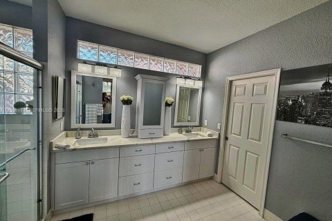 Villa ou maison à louer à Boynton Beach, Floride: 3 chambres, 166.02 m2 № 2340502 - photo 24
