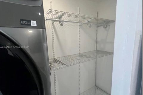 Casa en alquiler en West Park, Florida, 2 dormitorios, 134.89 m2 № 2003185 - foto 6