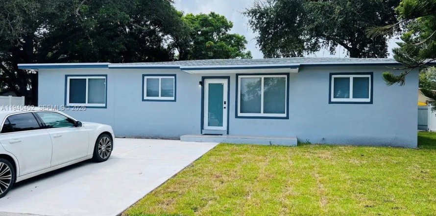 Casa en West Park, Florida 2 dormitorios, 134.89 m2 № 2003185