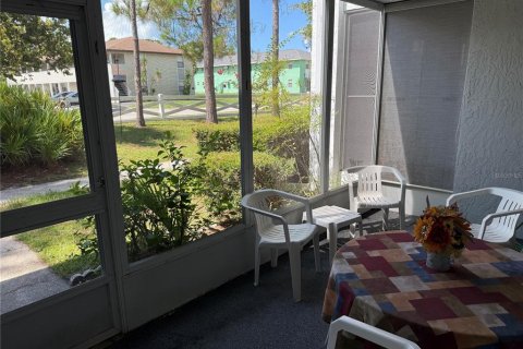Condo in Crystal River, Florida, 4 rooms  № 1908945 - photo 2
