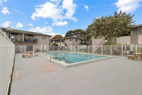 Condominio en venta en Miami, Florida, 2 dormitorios, 79.52 m2 № 2048013 - foto 21