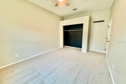 House in Wesley Chapel, Florida 4 bedrooms, 295.52 sq.m. № 1885661 - photo 23