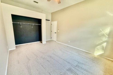 House in Wesley Chapel, Florida 4 bedrooms, 295.52 sq.m. № 1885661 - photo 24