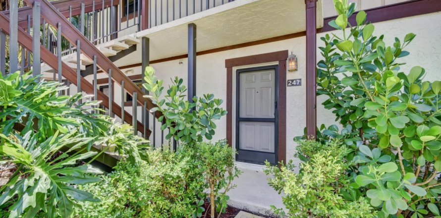 Condominio en Wellington, Florida, 1 dormitorio № 1210447