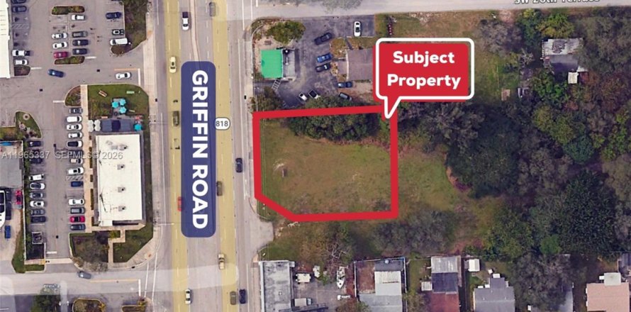 Immobilier commercial à Dania Beach, Floride № 2080529
