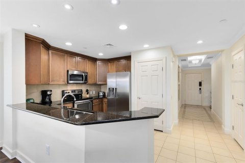 Condo in Four Corners, Florida, 3 bedrooms  № 1516999 - photo 5
