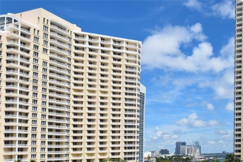 Copropriété à louer à Miami, Floride: 1 chambre, 65.03 m2 № 2397120 - photo 22