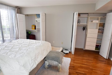 Copropriété à louer à Miami, Floride: 1 chambre, 65.03 m2 № 2397120 - photo 15