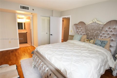 Copropriété à louer à Miami, Floride: 1 chambre, 65.03 m2 № 2397120 - photo 13
