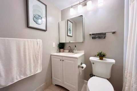 Condo in Boynton Beach, Florida, 1 bedroom  № 2245897 - photo 11