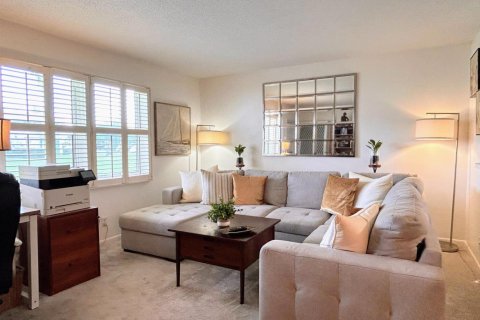 Condo in Boynton Beach, Florida, 1 bedroom № 2245897
