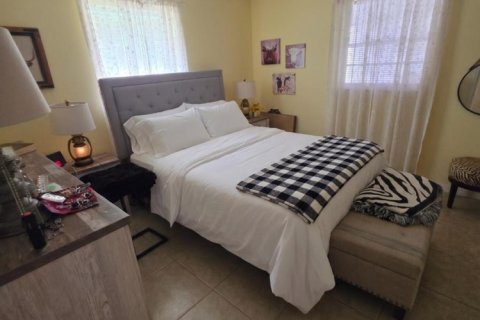Villa ou maison à vendre à Boynton Beach, Floride: 2 chambres, 122.35 m2 № 2301783 - photo 11