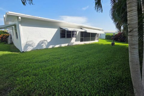 Villa ou maison à vendre à Boynton Beach, Floride: 2 chambres, 122.35 m2 № 2301783 - photo 9